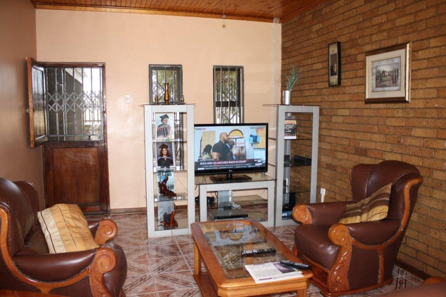 4 Bedroom Property for Sale in Carters Glen Northern Cape